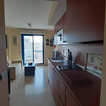 Macas Los Patos Con Piscina Y Parking A 2 Minutos De La Playa Benalmadena