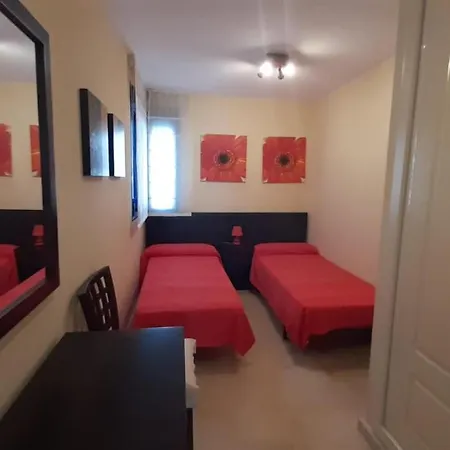 Macas Los Patos Con Piscina Y Parking A 2 Minutos De La Playa Apartment Benalmadena